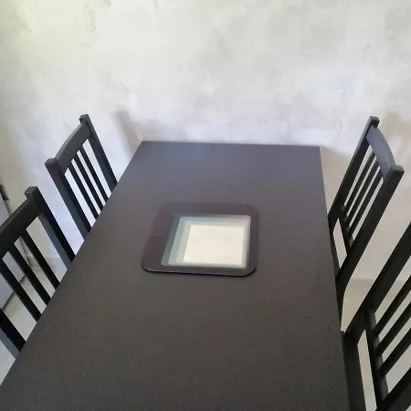 Mezzanotte Couette-café 3*