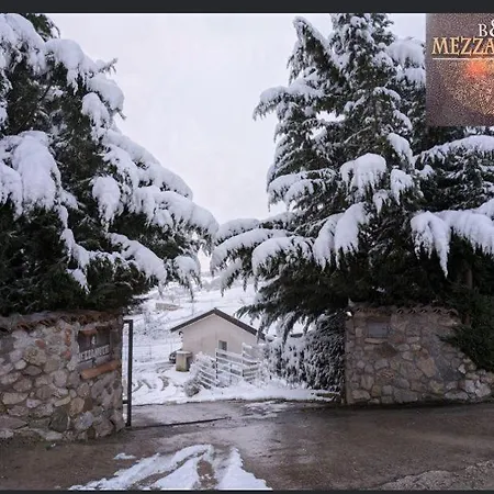 Bed & Breakfast Mezzanotte *
