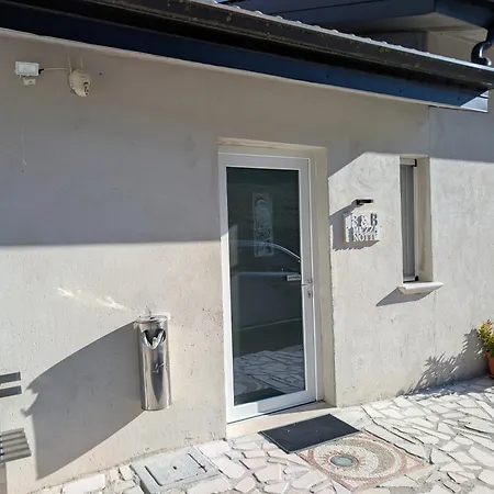 Oda ve Kahvaltı Mezzanotte