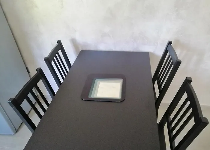 Mezzanotte Oda ve Kahvaltı 3*