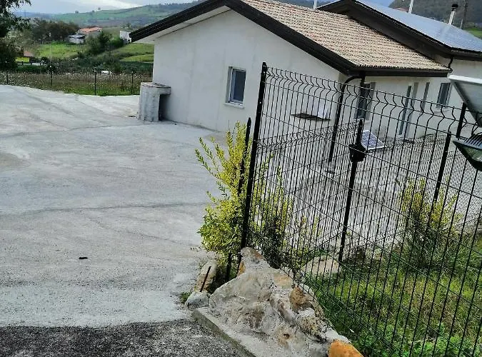 Oda ve Kahvaltı Mezzanotte 3*