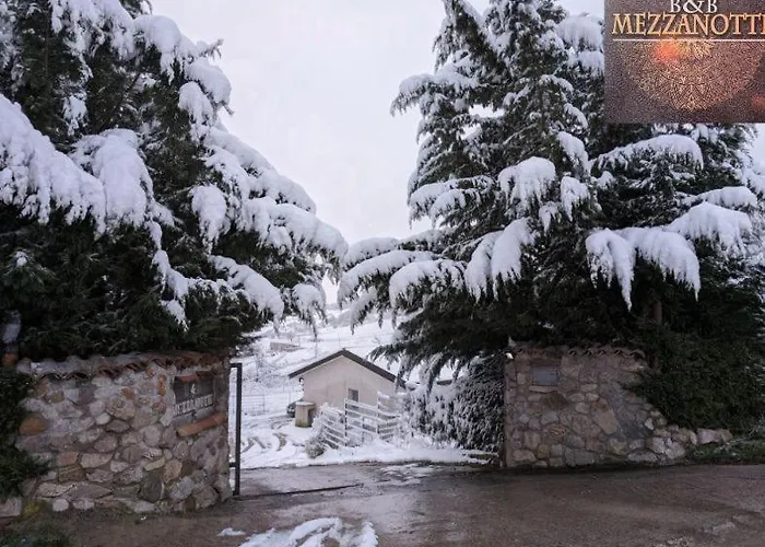 Oda ve Kahvaltı Mezzanotte 3*